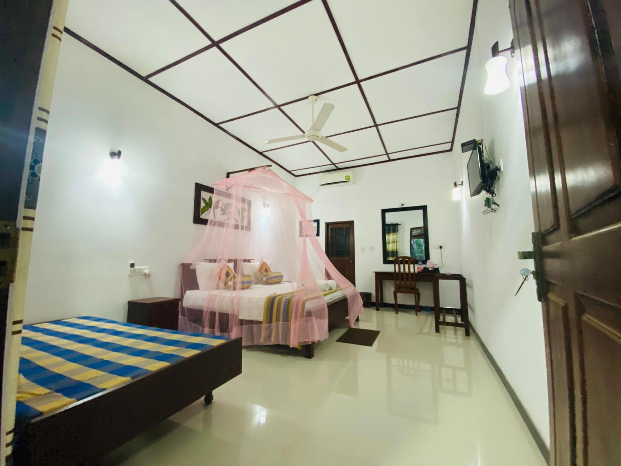Winmi Resort Habarana Room photo